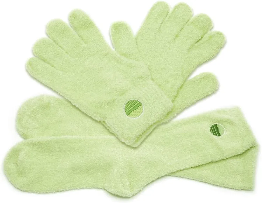 Aloe Socks and Gloves Set | Green Moisturizing Socks and Gloves Infused with Aloe and Vitamin E | Spa Socks and Gloves for Women