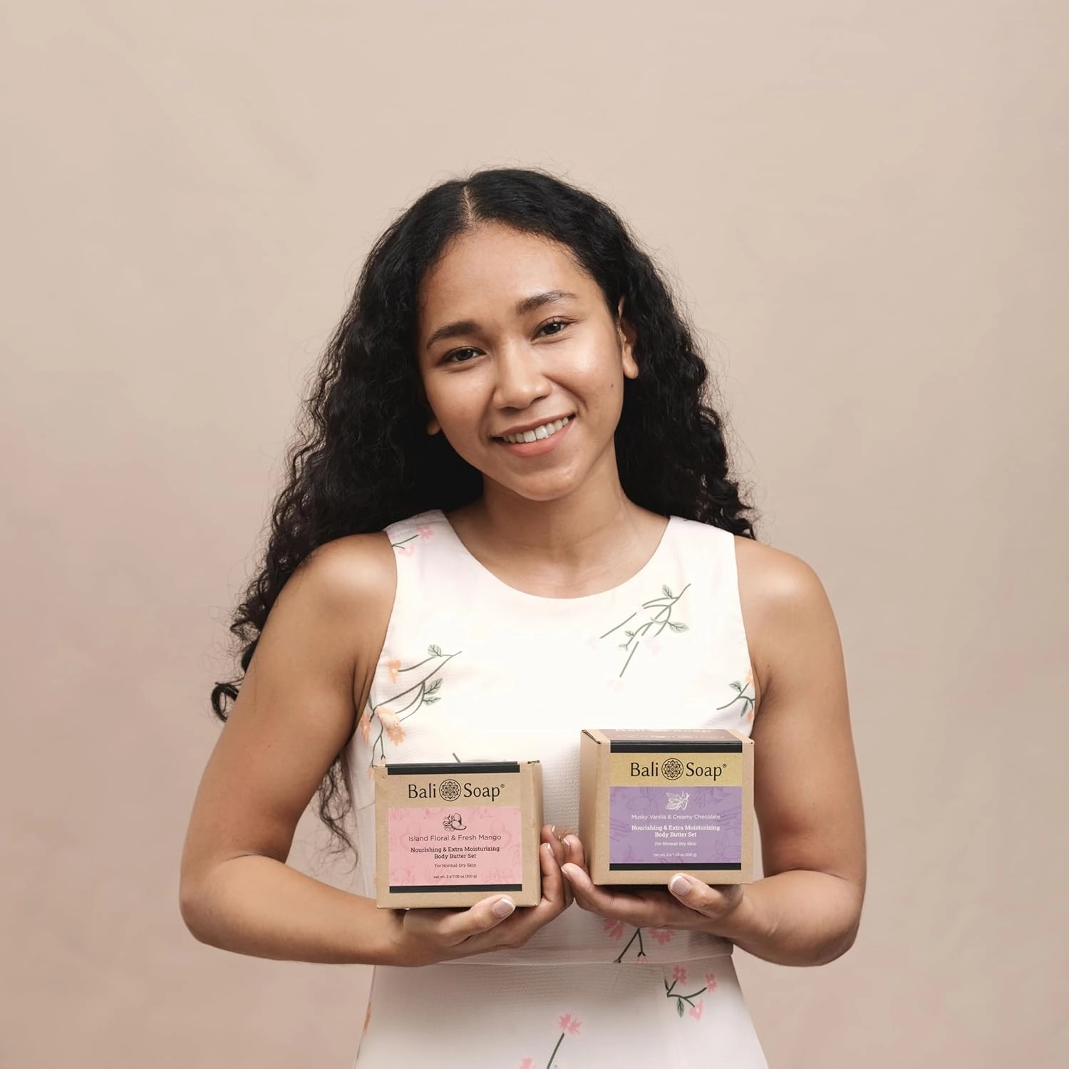 Bali Soap - Musky Vanilla & Creamy Chocolate - Mix Set of 2 - Nourishing and Extra Moisturizing Body Butter For Dry Skin - Enriched with Cocoa Butter, Olive Oil, Aloe Vera and Vitamin E - 7 oz each