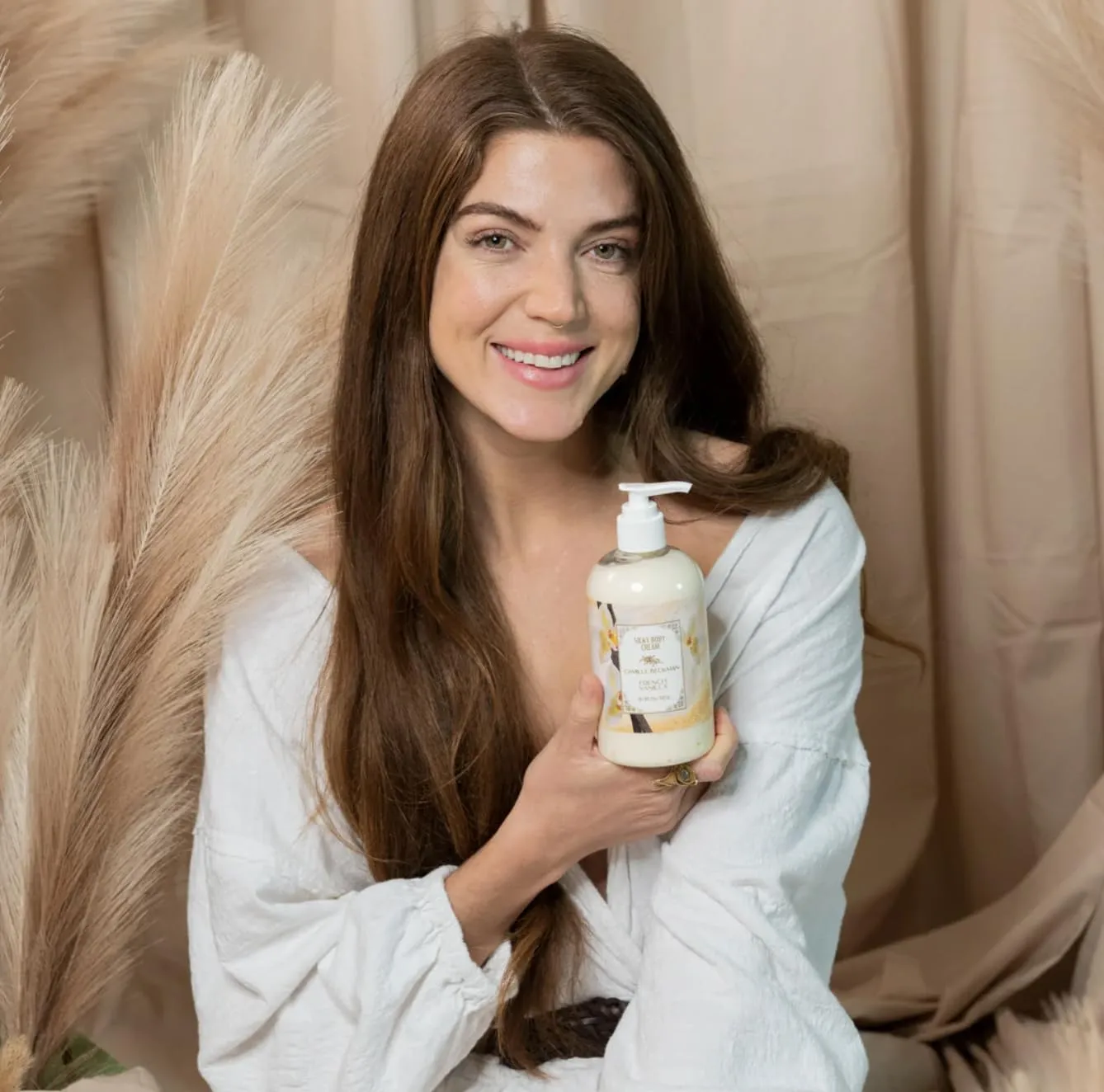 Camille Beckman French Vanilla Scented Silky Body Cream, Daily Moisturizer for All Skin Types | Non-Greasy Vegan Formula to Nourish and Soften Hands and Body, 13 Ounce