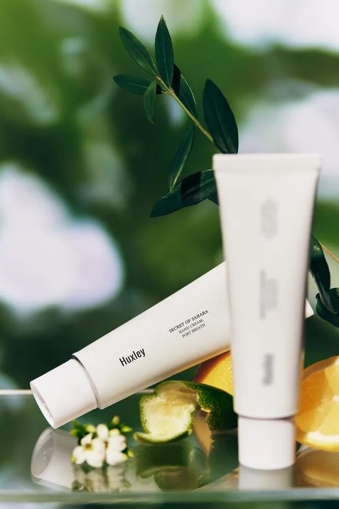 Huxley Secret of Sahara Hand Cream 30ml | Hydrates, Nourishes & Softens Skin | Non-Greasy Moisturizer that Soothes and Softens Hands | Hand Cream for Women & Men (1.01 Fl Oz, Port Breath)