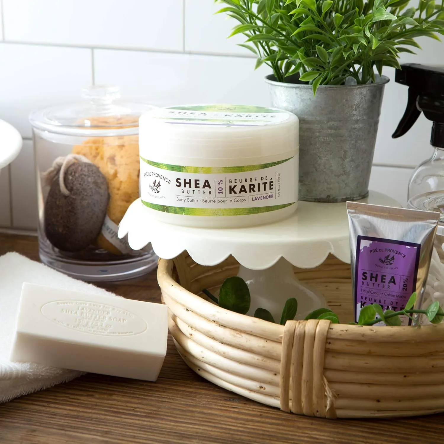 Pre de Provence Beurre De Karité Moisturizing Collection, Shea Butter Enriched Nourishing, Body Butter, 500 ML, Lavender