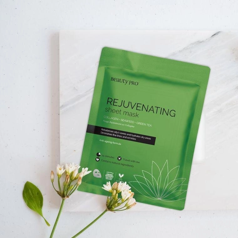 REJUVENATING Collagen Sheet Mask with Green Tea extract