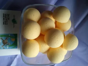 SpaPure MONKEY FARTS Bath Bombs - 14 Bath Fizzies with Shea Butter, Ultra Moisturizing (12 Oz) Great for Dry Skin, bath bombs for kids (Monkey Farts FBA)
